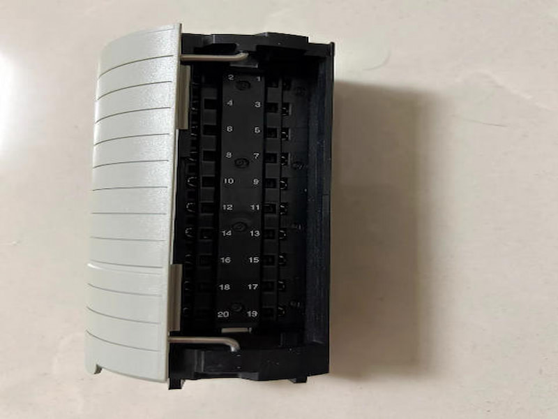 Allen-Bradley 1756-TBSH